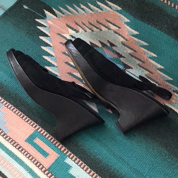 Coldwater Creek Peep Toe Sling Back Heels - Picture 3 of 7